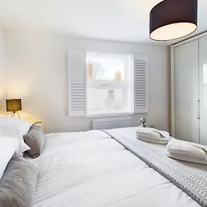  Holiday home The Snug Cosy Good Wi-fi