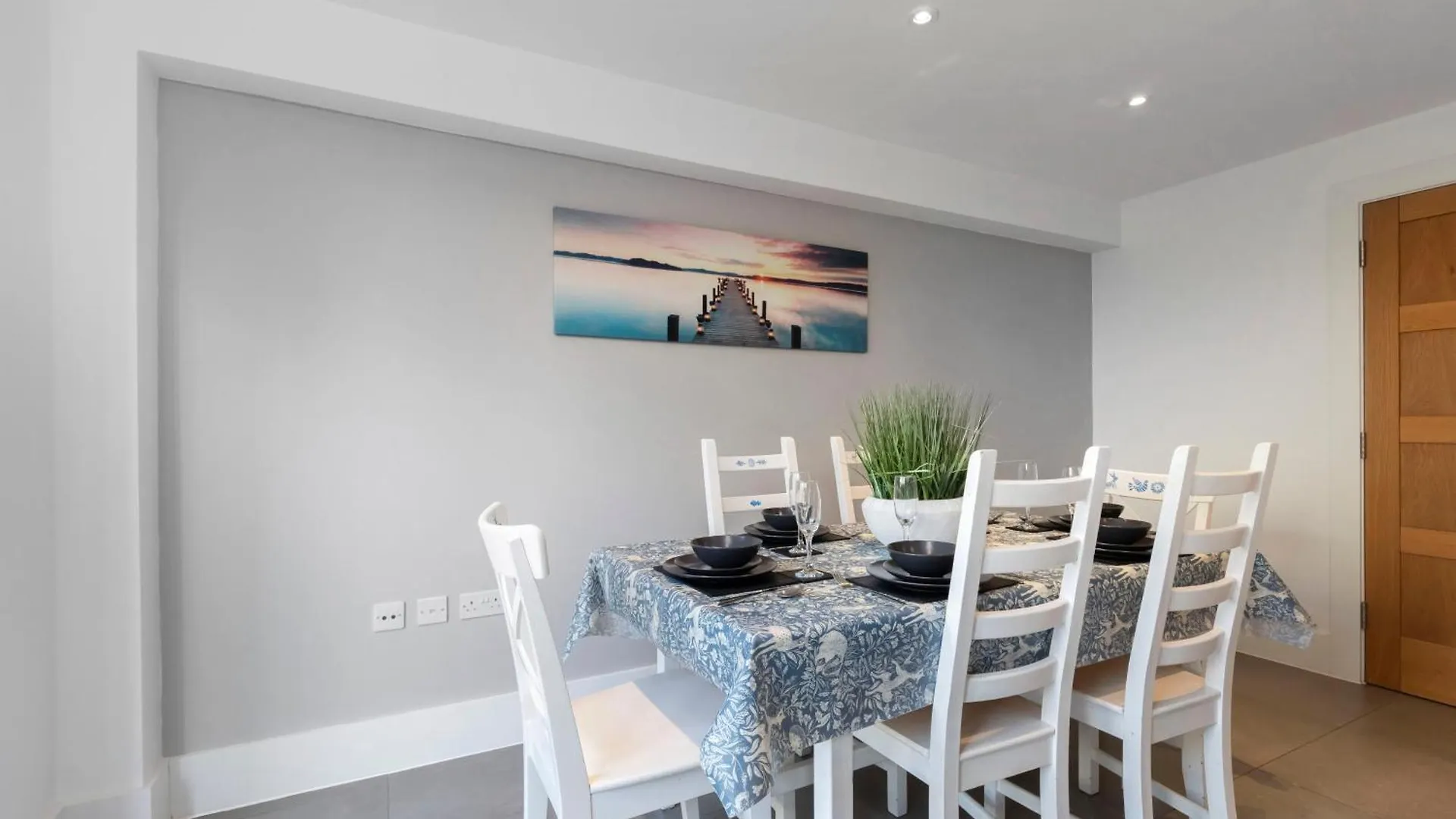 Holiday home Spacious 3 Bed Home Cheltenham